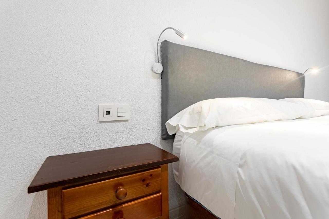 Hostal La Costa 엘에히도 외부 사진